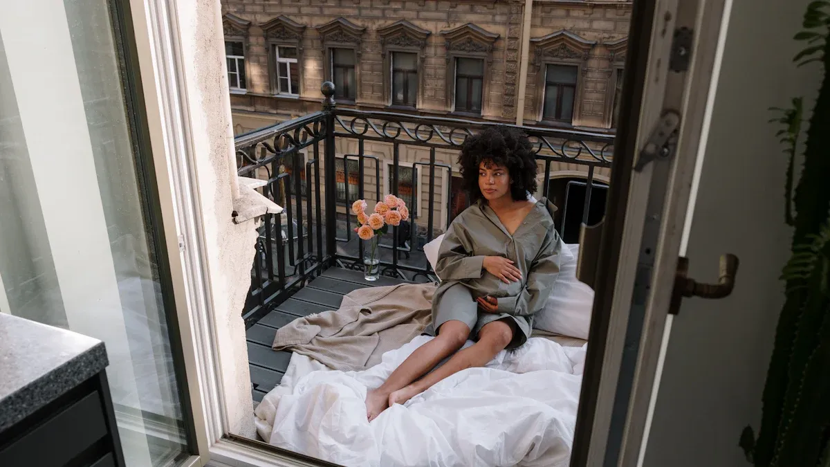 Choosing the right GSM for custom men hoodies